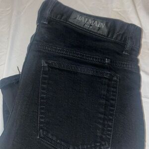 Black men’s Balmain jeans